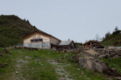 Alp Hinderst Hütten, Muuotathal